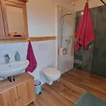 Feel Good, Enjoy Nature In A New Eco-wooden House Сasa de vacaciones Witzenhausen
