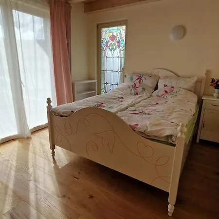 Casa de Férias Feel Good, Enjoy Nature In A New Eco-wooden House Witzenhausen